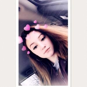 Meet your Posher, Kayla